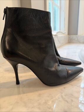 HOLLYWOULD by Holly Dunlap Y2K Ellie Ankle Boot Back Zip Size 39 1/2 Made in  🇮🇹
